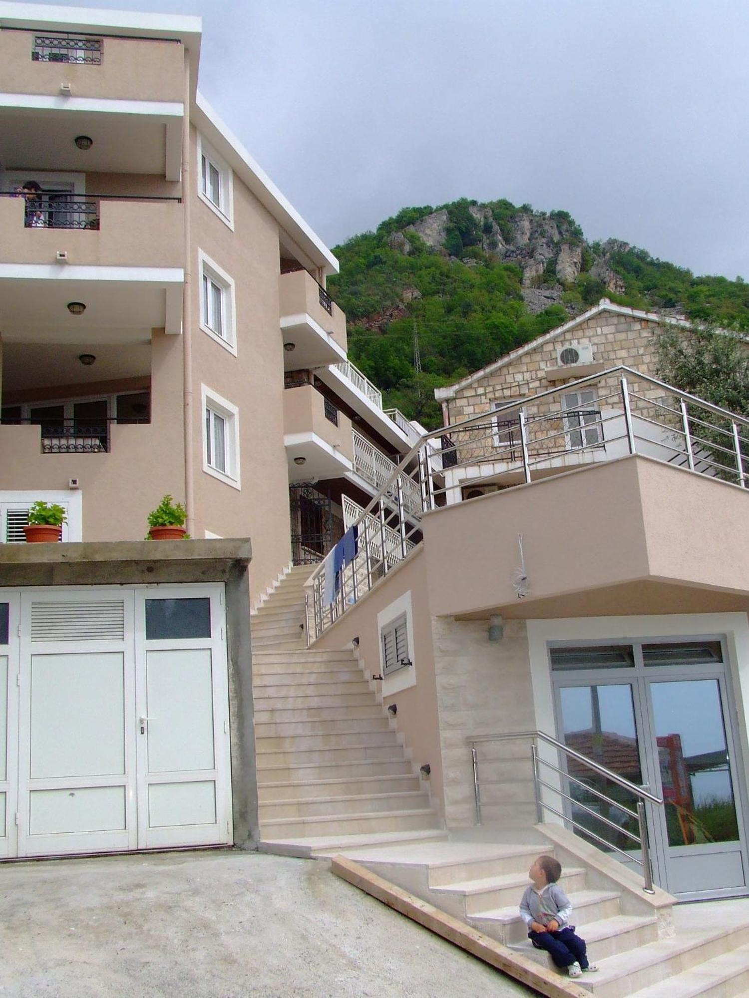 Monten Apartment Sveti Stefan Exterior photo