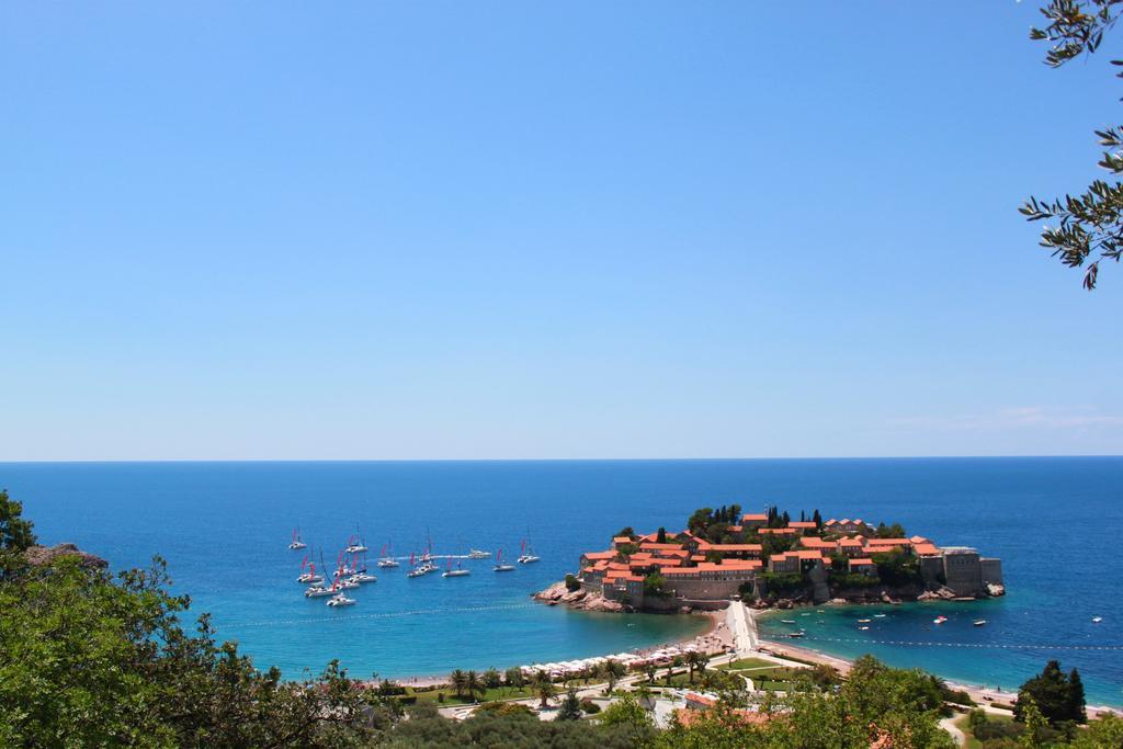 Monten Apartment Sveti Stefan Exterior photo